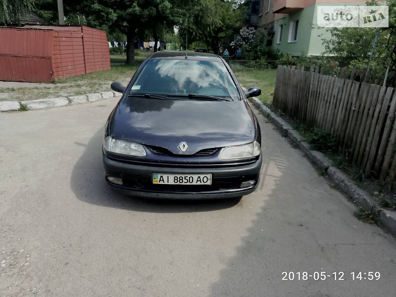 Renault Laguna 1995 года