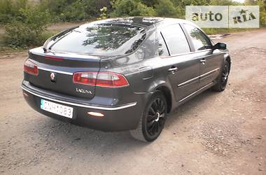 Хетчбек Renault Laguna 2002 в Городку