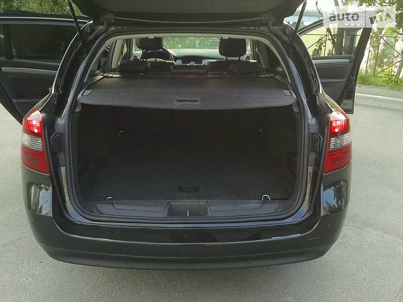 Універсал Renault Laguna 2012 в Миколаєві