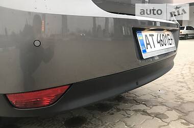 Хэтчбек Renault Laguna 2010 в 