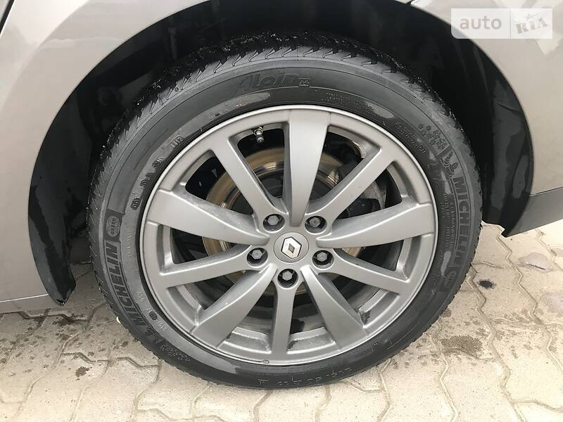 Хетчбек Renault Laguna 2010 в Івано-Франківську