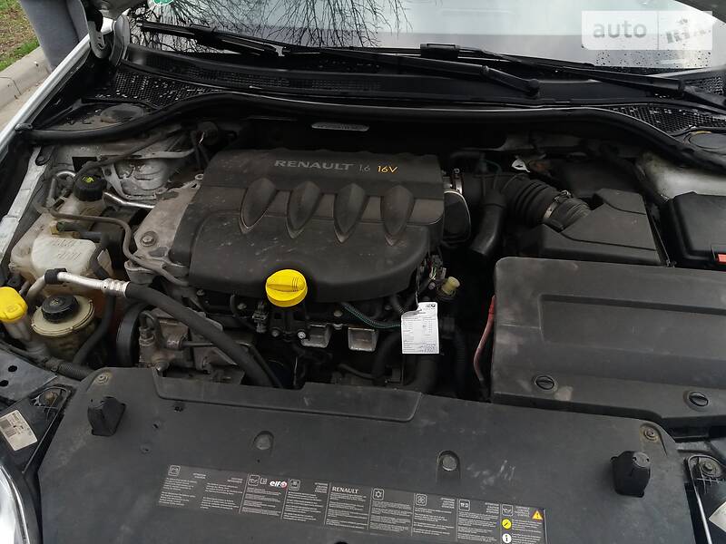 Хетчбек Renault Laguna 2010 в Львові фото 7 Хетчбек Renault Laguna 2010 в Львові