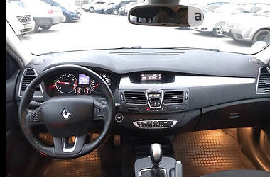Хетчбек Renault Laguna 2012 в 