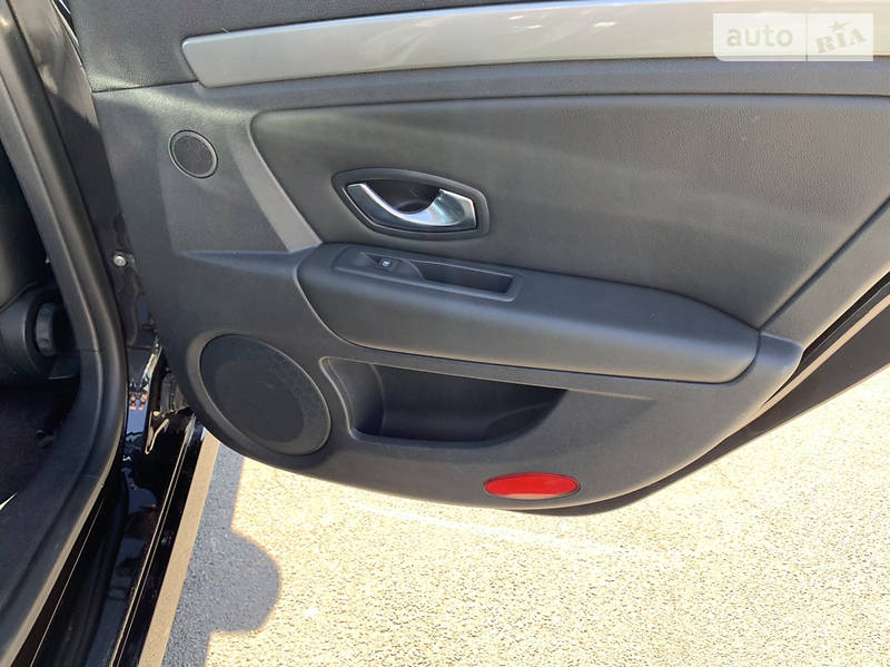 Ліфтбек Renault Laguna 2013 в Києві