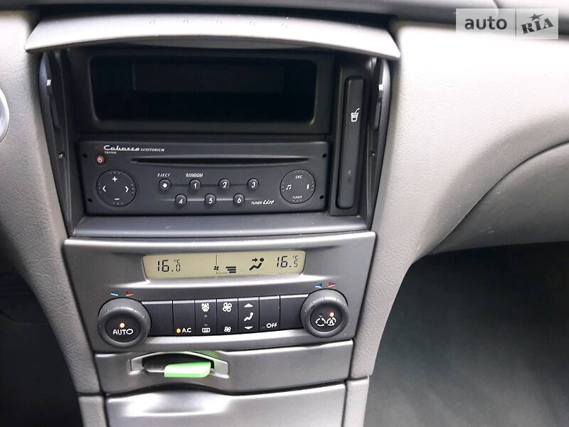 Хетчбек Renault Laguna 2002 в Полтаві фото 37 Хетчбек Renault Laguna 2002 в Полтаві