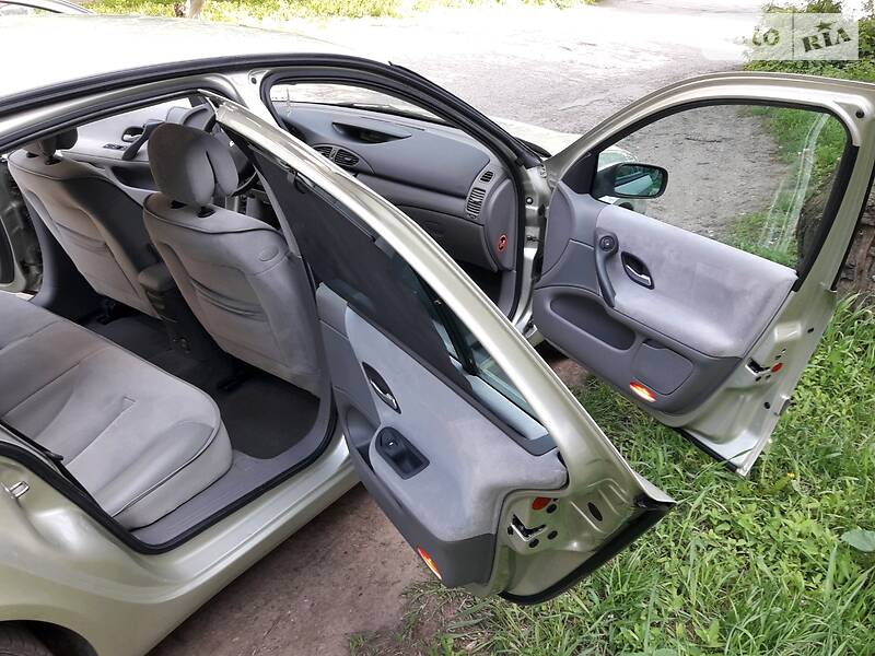 Хетчбек Renault Laguna 2002 в Полтаві фото 67 Хетчбек Renault Laguna 2002 в Полтаві