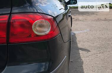 Хетчбек Renault Laguna 2007 в 