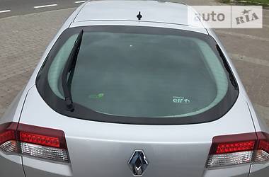 Хетчбек Renault Laguna 2009 в 