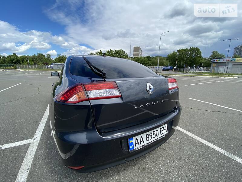 Хетчбек Renault Laguna 2011 в Києві