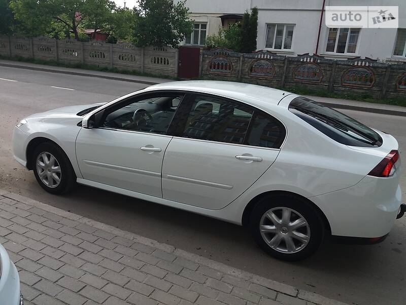 Хетчбек Renault Laguna 2010 в Львові фото 2 Хетчбек Renault Laguna 2010 в Львові