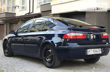 Хетчбек Renault Laguna 2003 в 