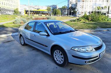 Лифтбек Renault Laguna 2001 в Киеве