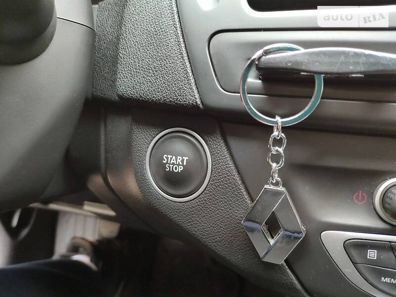 Универсал Renault Laguna 2010 в Ровно