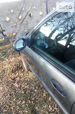 Лифтбек Renault Laguna 1999 в 
