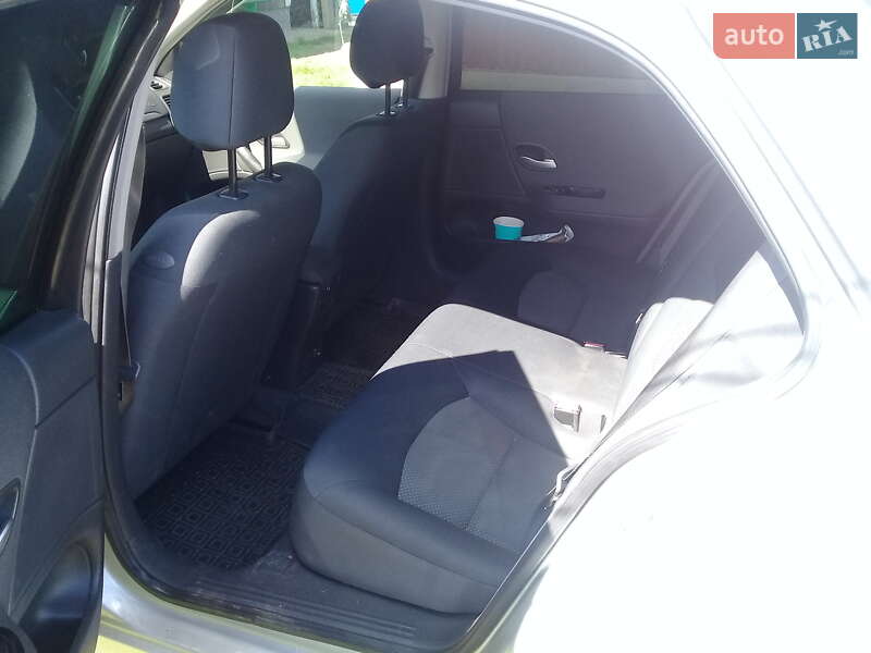 Лифтбек Renault Laguna 2005 в Жидачове