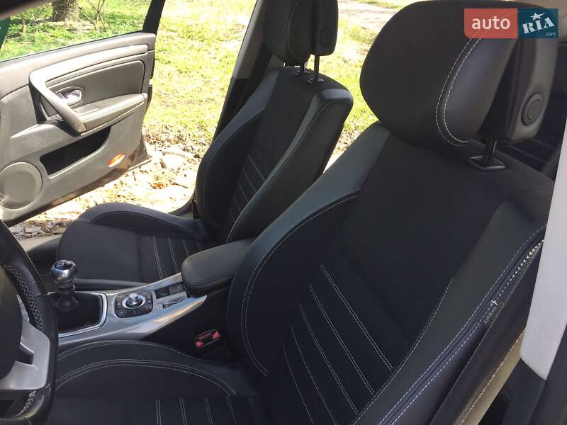 Ліфтбек Renault Laguna 2014 в Гадячі