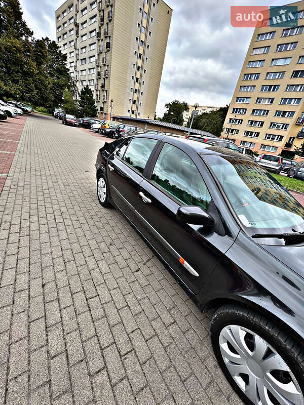 Лифтбек Renault Laguna 2001 в Радехове