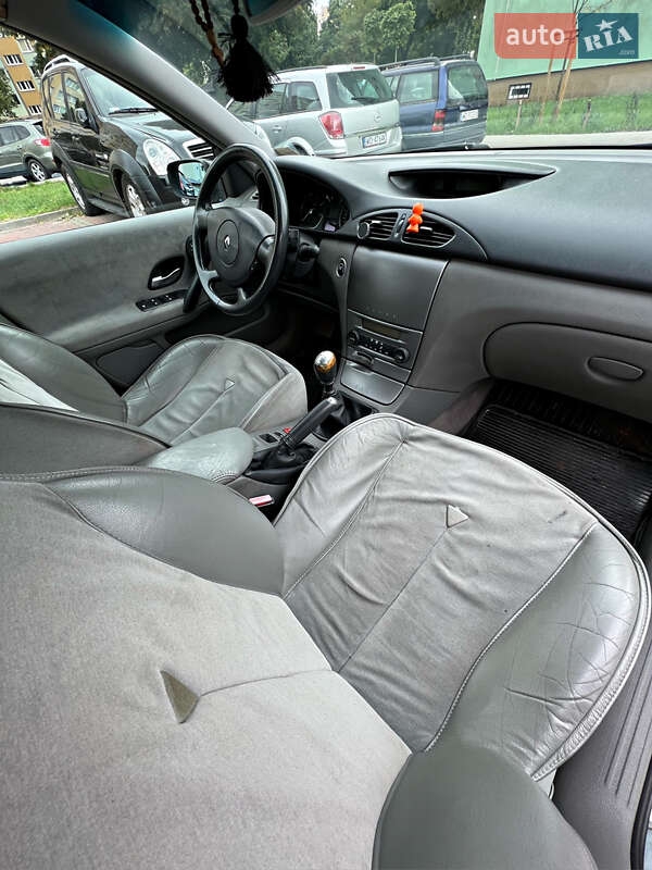 Лифтбек Renault Laguna 2001 в Радехове