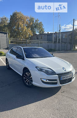 Лифтбек Renault Laguna 2014 в 