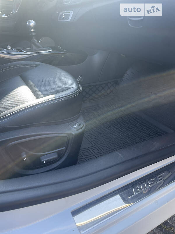 Лифтбек Renault Laguna 2014 в Сумах
