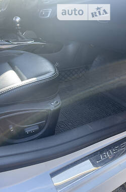 Лифтбек Renault Laguna 2014 в 