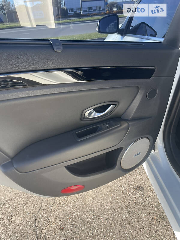 Лифтбек Renault Laguna 2014 в Сумах
