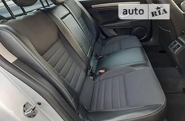 Лифтбек Renault Laguna 2011 в 