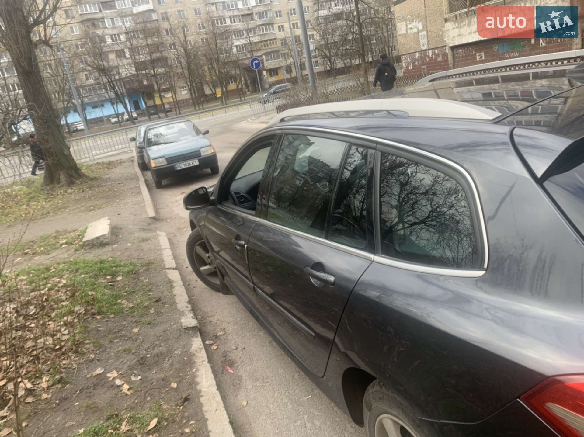 2010 Renault Laguna - мініатюра 18