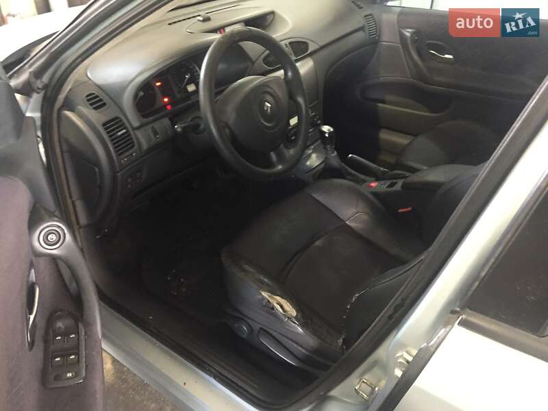 Лифтбек Renault Laguna 2001 в Одессе