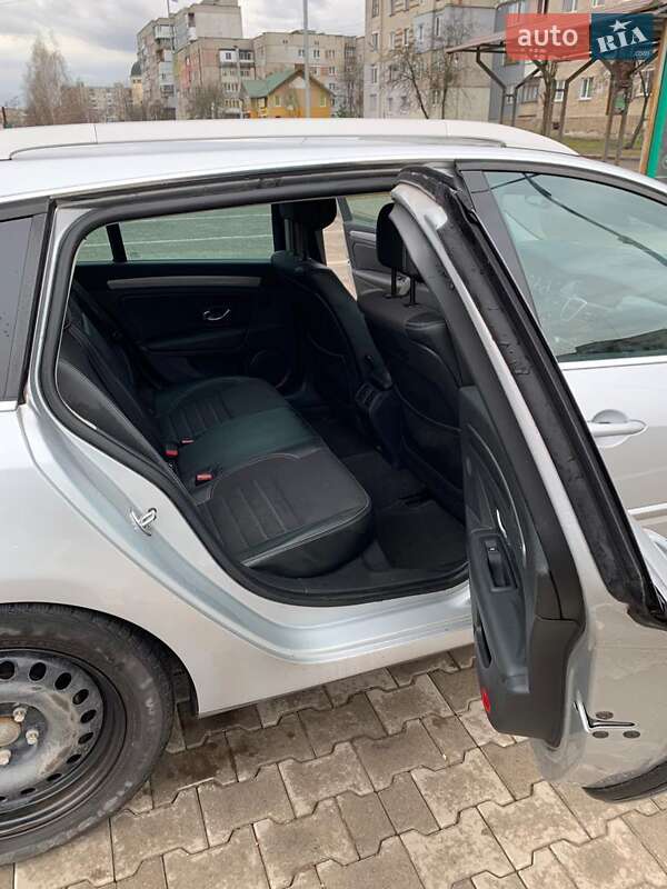 Универсал Renault Laguna 2011 в Львове