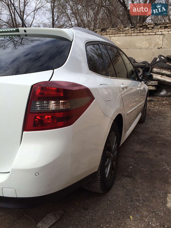 Универсал Renault Laguna 2013 в Запорожье фото 9 Универсал Renault Laguna 2013 в Запорожье