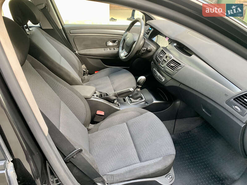 Универсал Renault Laguna 2008 в Звенигородке