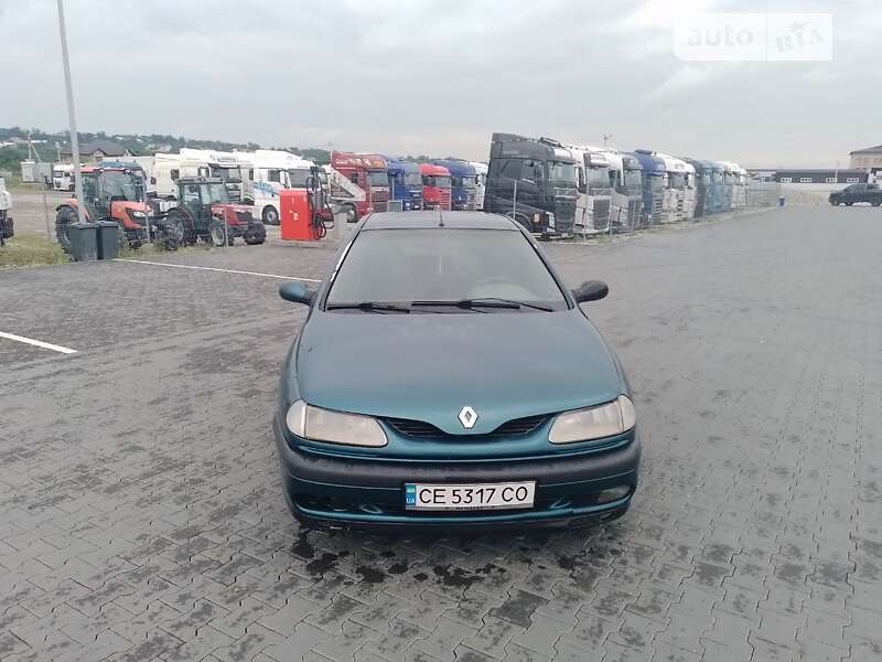 Лифтбек Renault Laguna 1995 в Черновцах