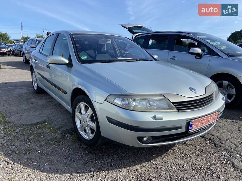 Лифтбек Renault Laguna 2001 в Ровно