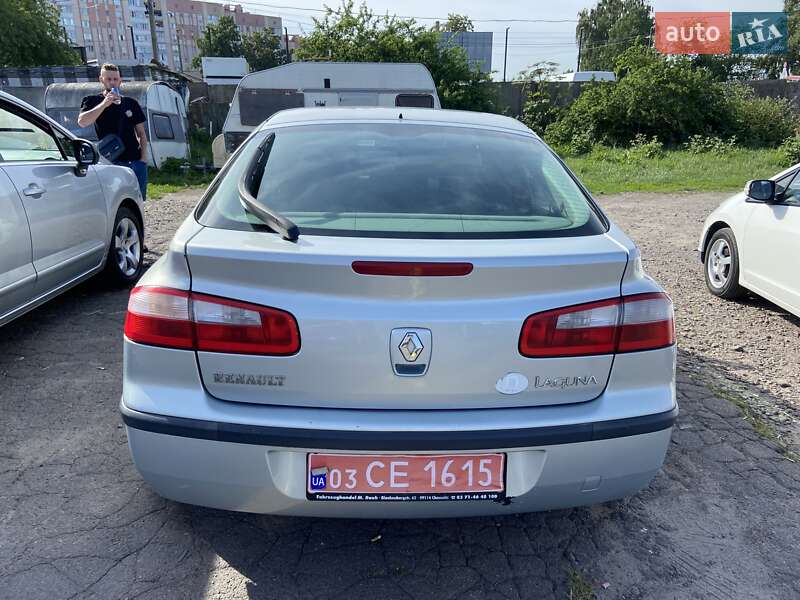 Лифтбек Renault Laguna 2001 в Ровно