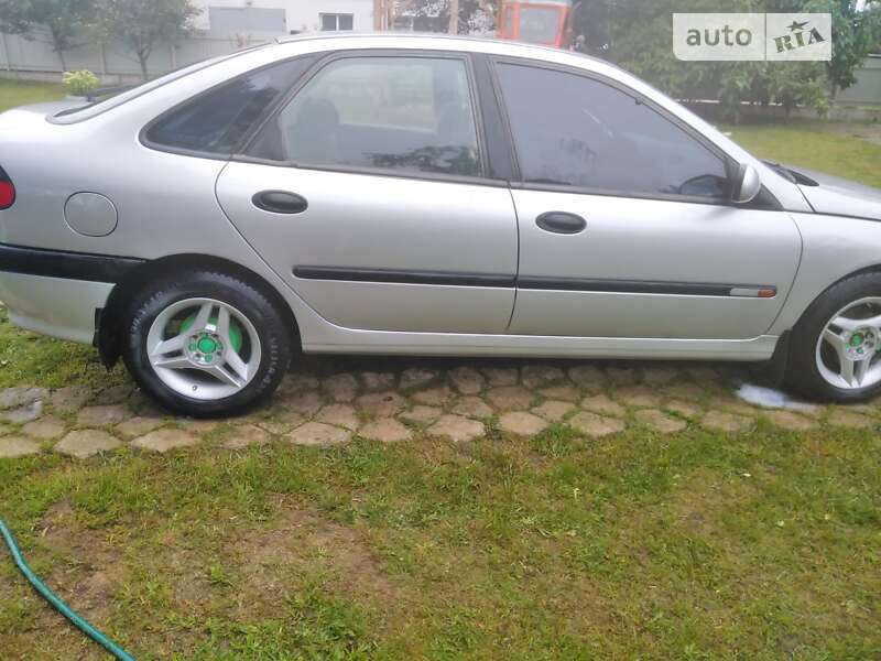 Лифтбек Renault Laguna 1996 в Ивано-Франковске фото 9 Лифтбек Renault Laguna 1996 в Ивано-Франковске
