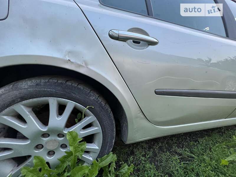 Лифтбек Renault Laguna 2002 в Красилове