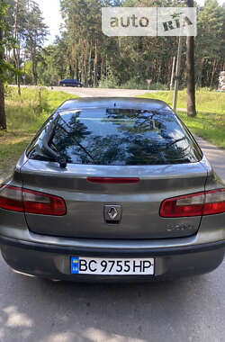 Лифтбек Renault Laguna 2001 в 