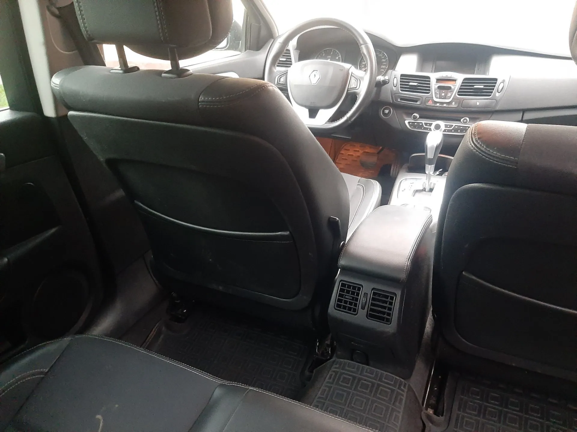 2012 Renault Laguna - мініатюра 2