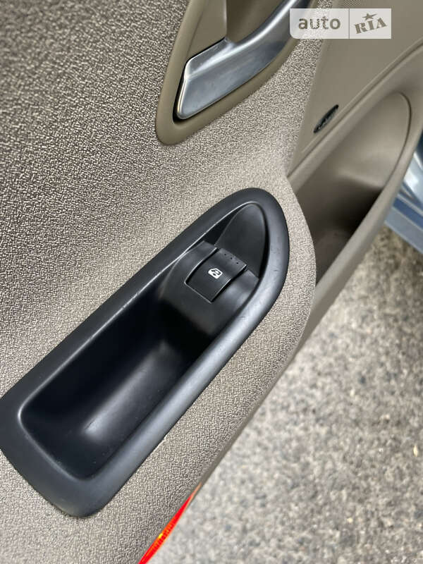 Лифтбек Renault Laguna 2005 в Черкассах