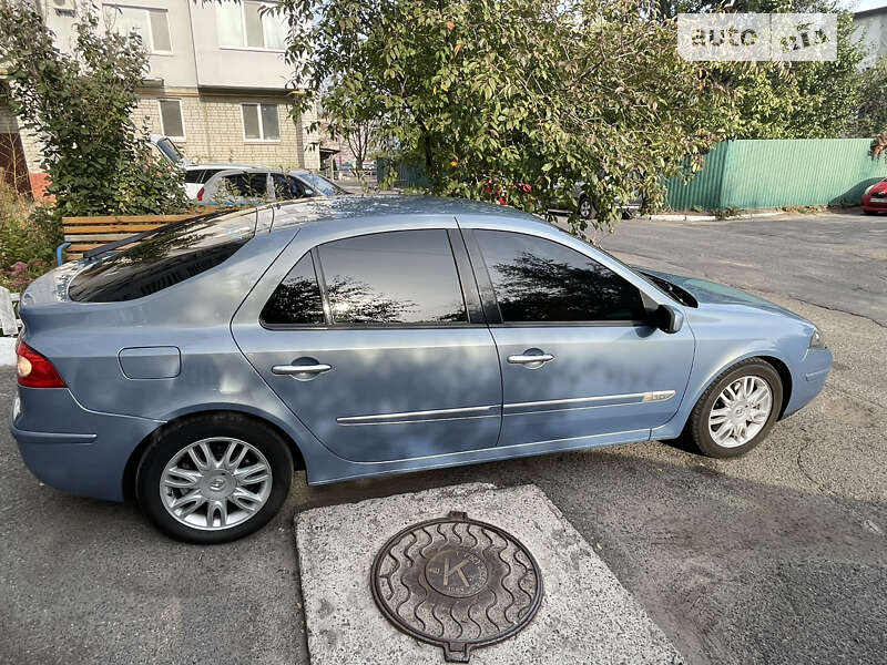 Лифтбек Renault Laguna 2005 в Черкассах