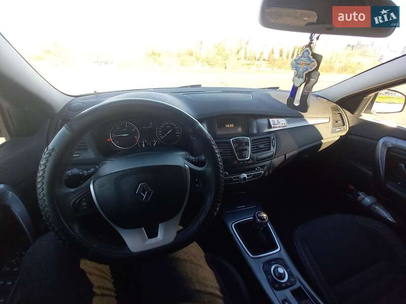 Универсал Renault Laguna 2010 в Кривом Роге