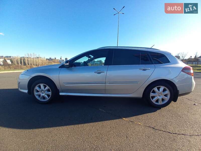 Универсал Renault Laguna 2010 в Кривом Роге