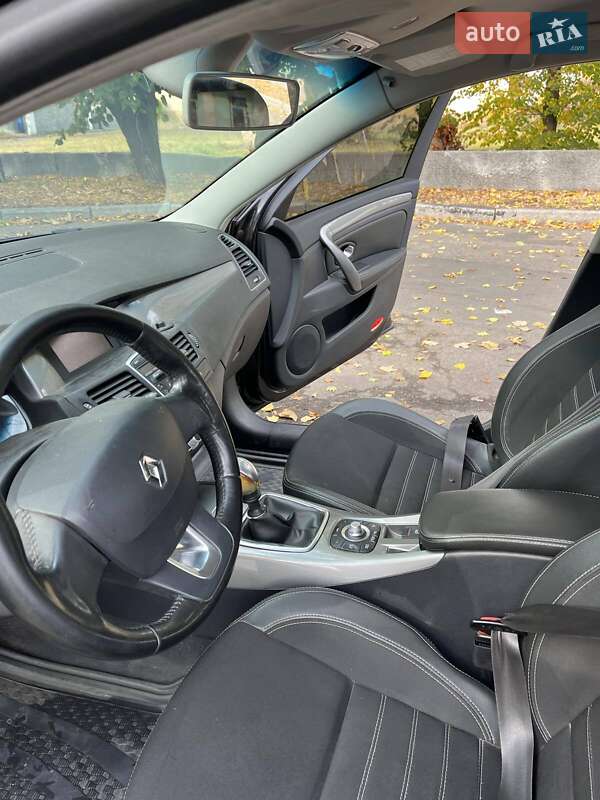 Универсал Renault Laguna 2013 в Умани фото 5 Универсал Renault Laguna 2013 в Умани