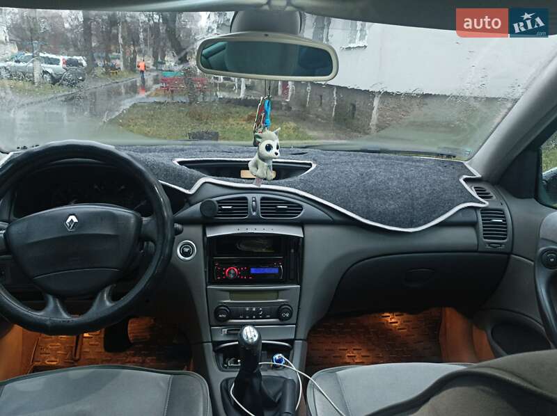 Лифтбек Renault Laguna 2002 в Хмельницком