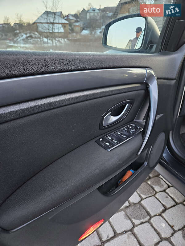 Лифтбек Renault Laguna 2009 в Виноградове