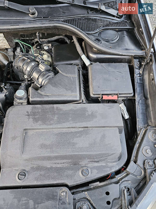 Лифтбек Renault Laguna 2009 в Виноградове