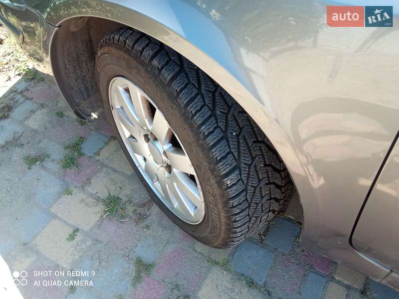 Лифтбек Renault Laguna 2003 в Одессе
