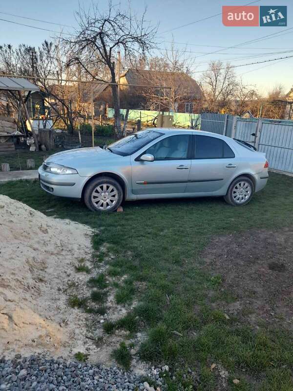 Лифтбек Renault Laguna 2001 в Каменец-Подольском