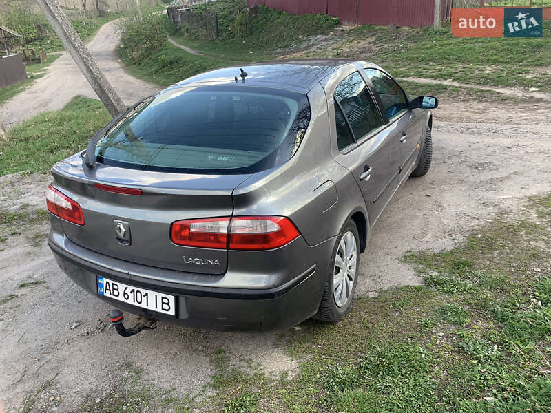 Ліфтбек Renault Laguna 2003 в Жмеринці